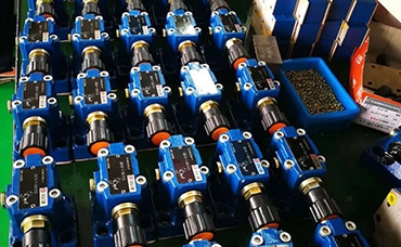 Hydraulic pump valve